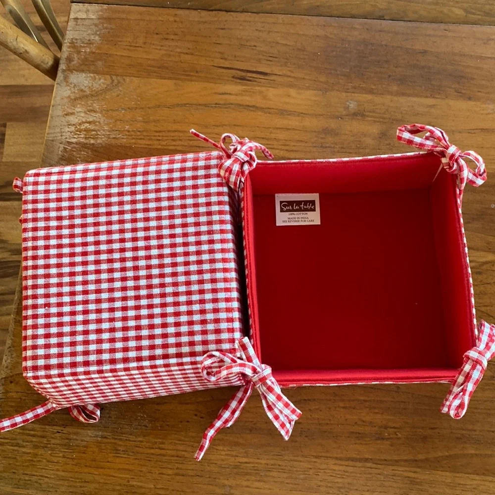 Sur La Table lot of 2 red & white gingham check flexible baskets with liners